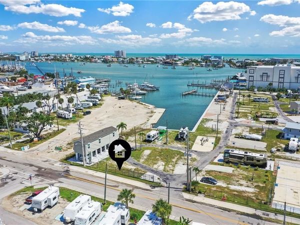 19281 #3 San Carlos BLVD , FORT MYERS BEACH, FL 33931