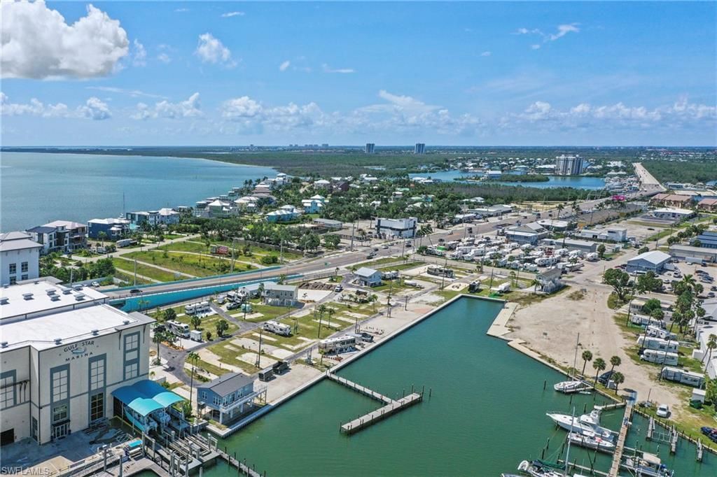 19281 #3 San Carlos Blvd, Fort Myers Beach, FL 33931 Photo