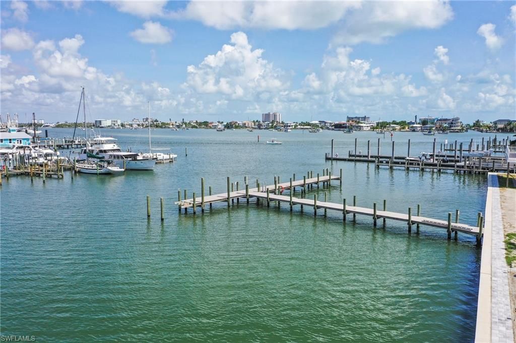 19281 #3 San Carlos Blvd, Fort Myers Beach, FL 33931 Photo