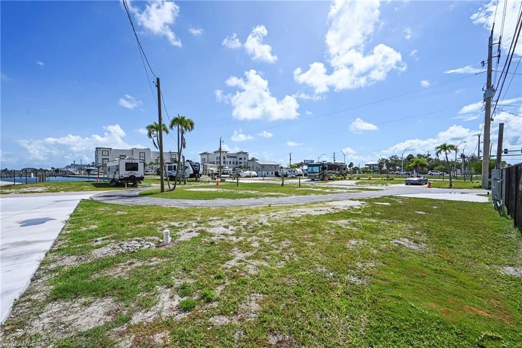 19281 #3 San Carlos Blvd, Fort Myers Beach, FL 33931 Photo