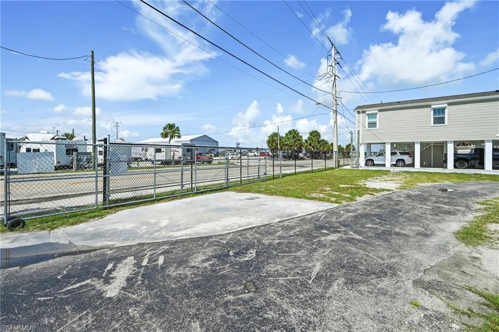 19281 #3 San Carlos Blvd, Fort Myers Beach, FL 33931 Photo