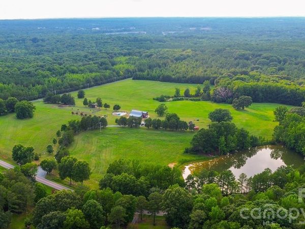 2800 Waxhaw Indian Trail Road S, Waxhaw, NC 28173