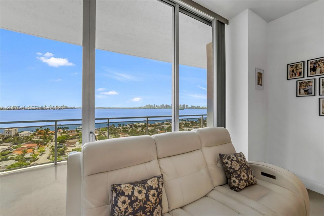 7901 Hispanola Ave , Unit 2006, North Bay Village, FL 33141 Photo