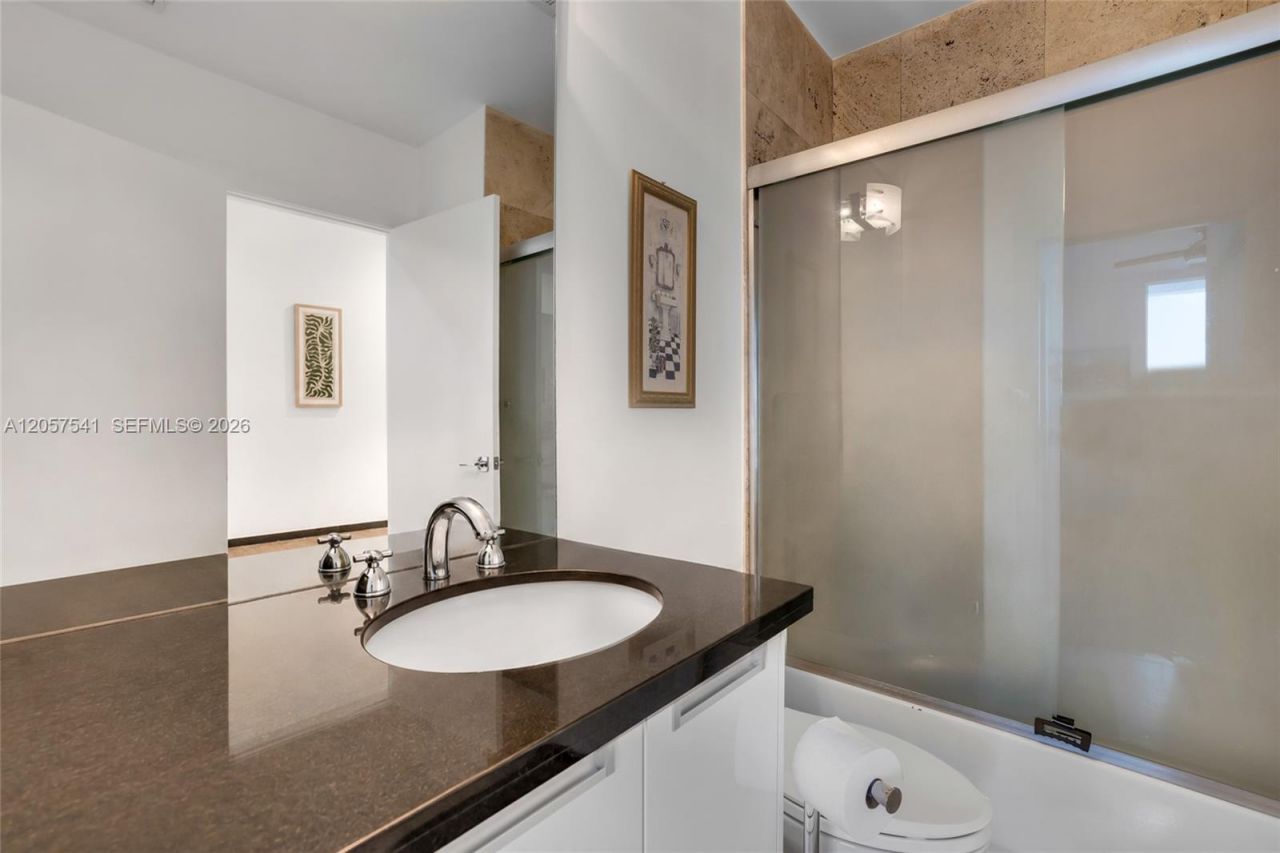 7901 Hispanola Ave , Unit 2006, North Bay Village, FL 33141 Photo