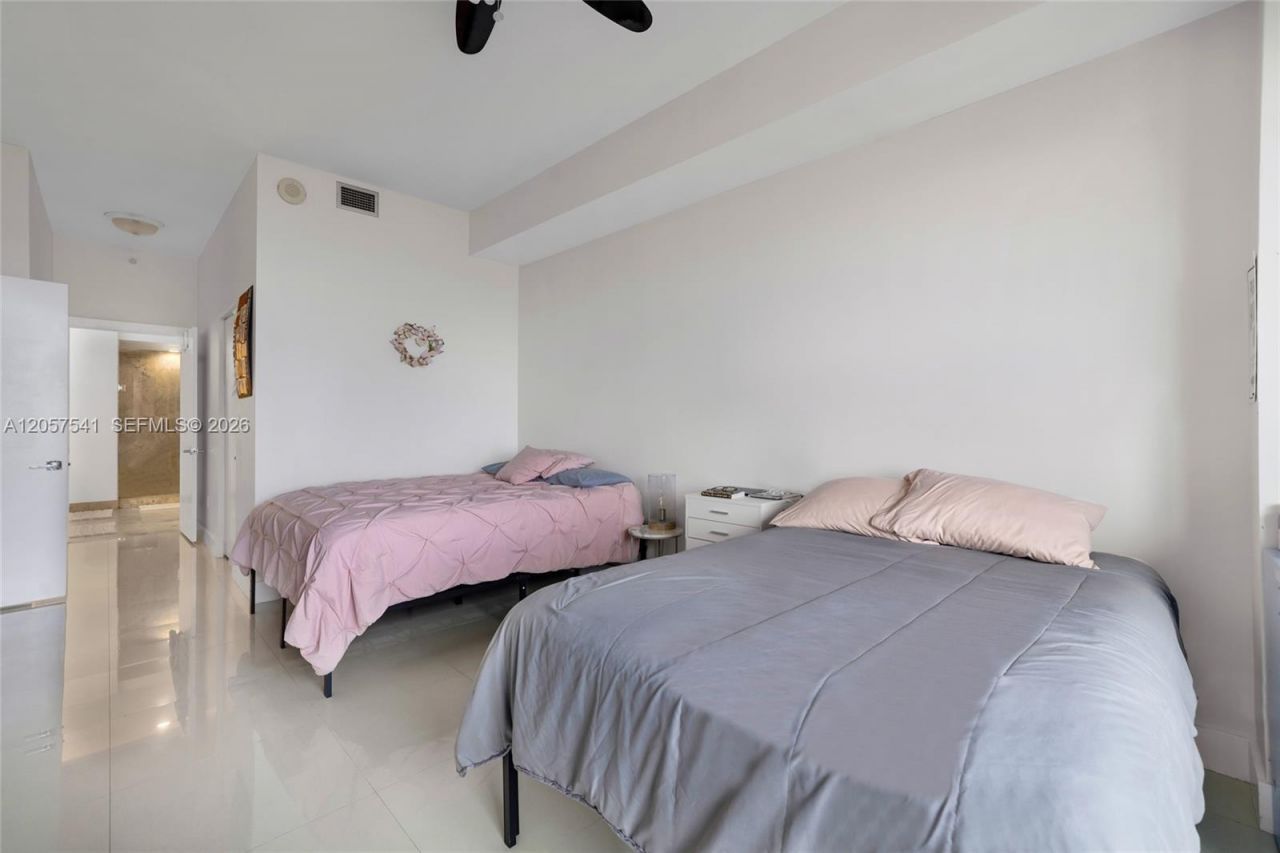 7901 Hispanola Ave , Unit 2006, North Bay Village, FL 33141 Photo