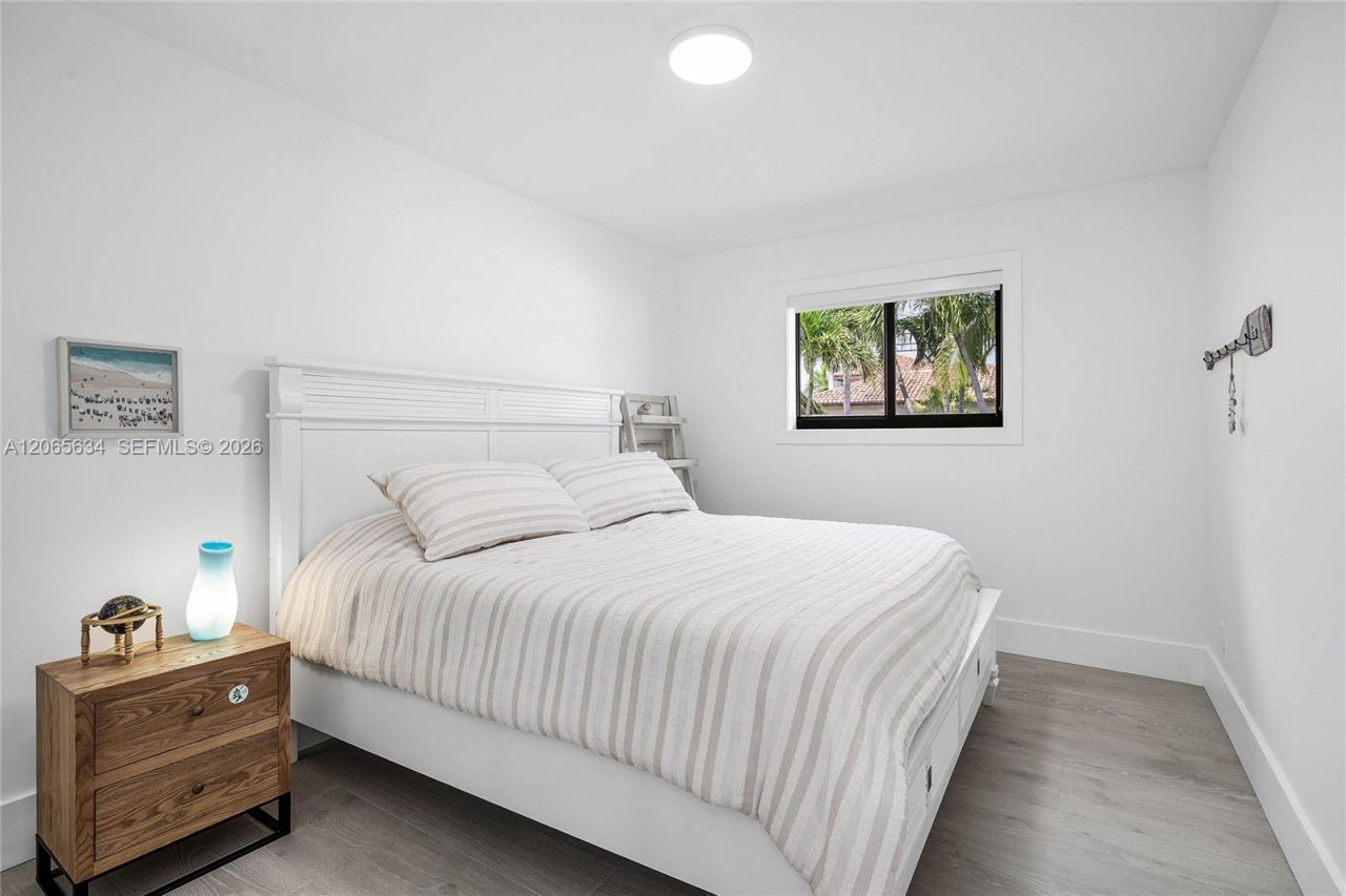 2153 Imperial Point Dr, Fort Lauderdale, FL 33308 Photo