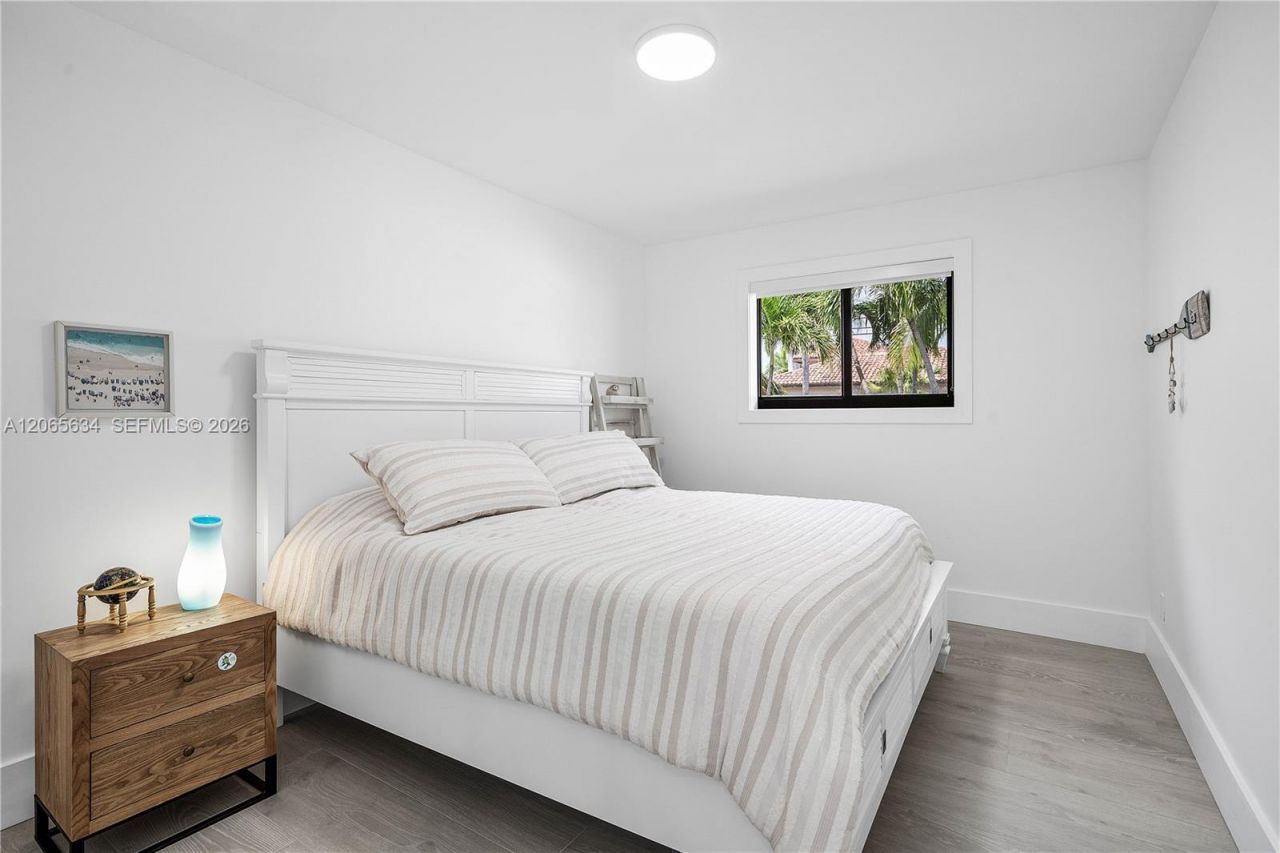 2153 Imperial Point Dr, Fort Lauderdale, FL 33308 Photo