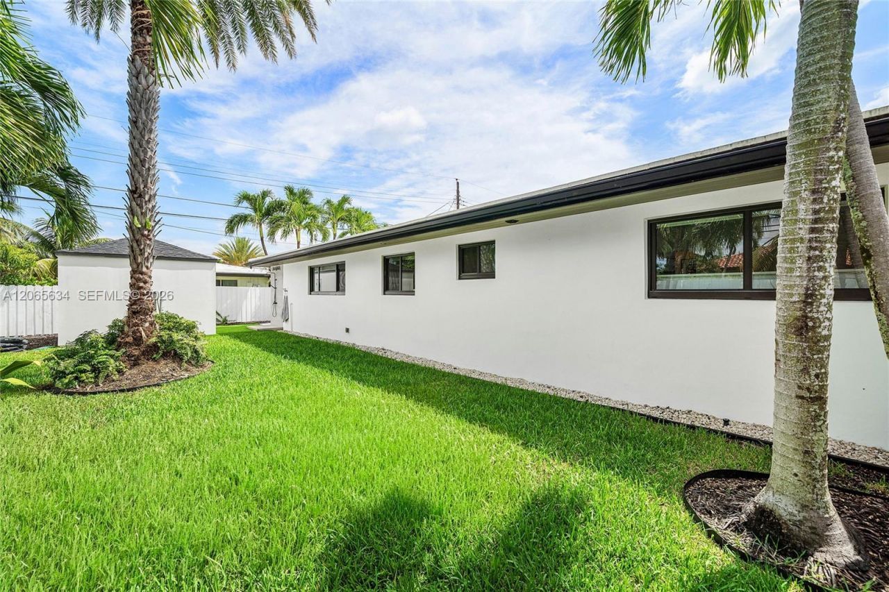 2153 Imperial Point Dr, Fort Lauderdale, FL 33308 Photo
