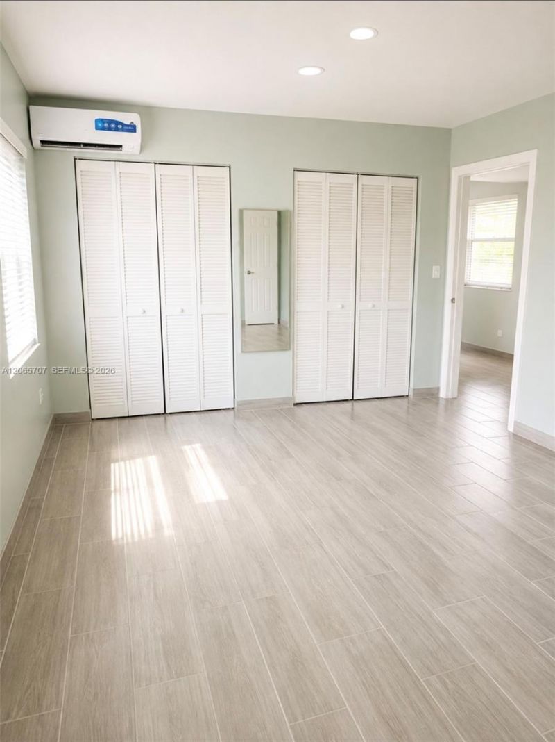 359 W 12th St, Unit 3, Hialeah, FL 33010 Photo