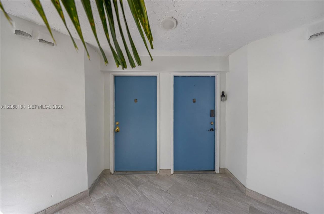 9405 Fontainebleau Blvd, Unit 112, Miami, FL 33172 Photo