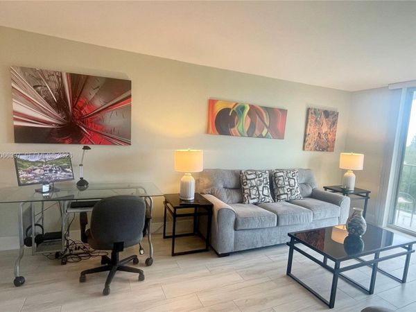1800 N Andrews Ave , Unit 5D, Fort Lauderdale, FL 33311