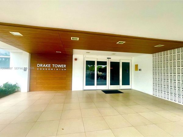1800 N Andrews Ave, Unit 5D, Fort Lauderdale, FL 33311