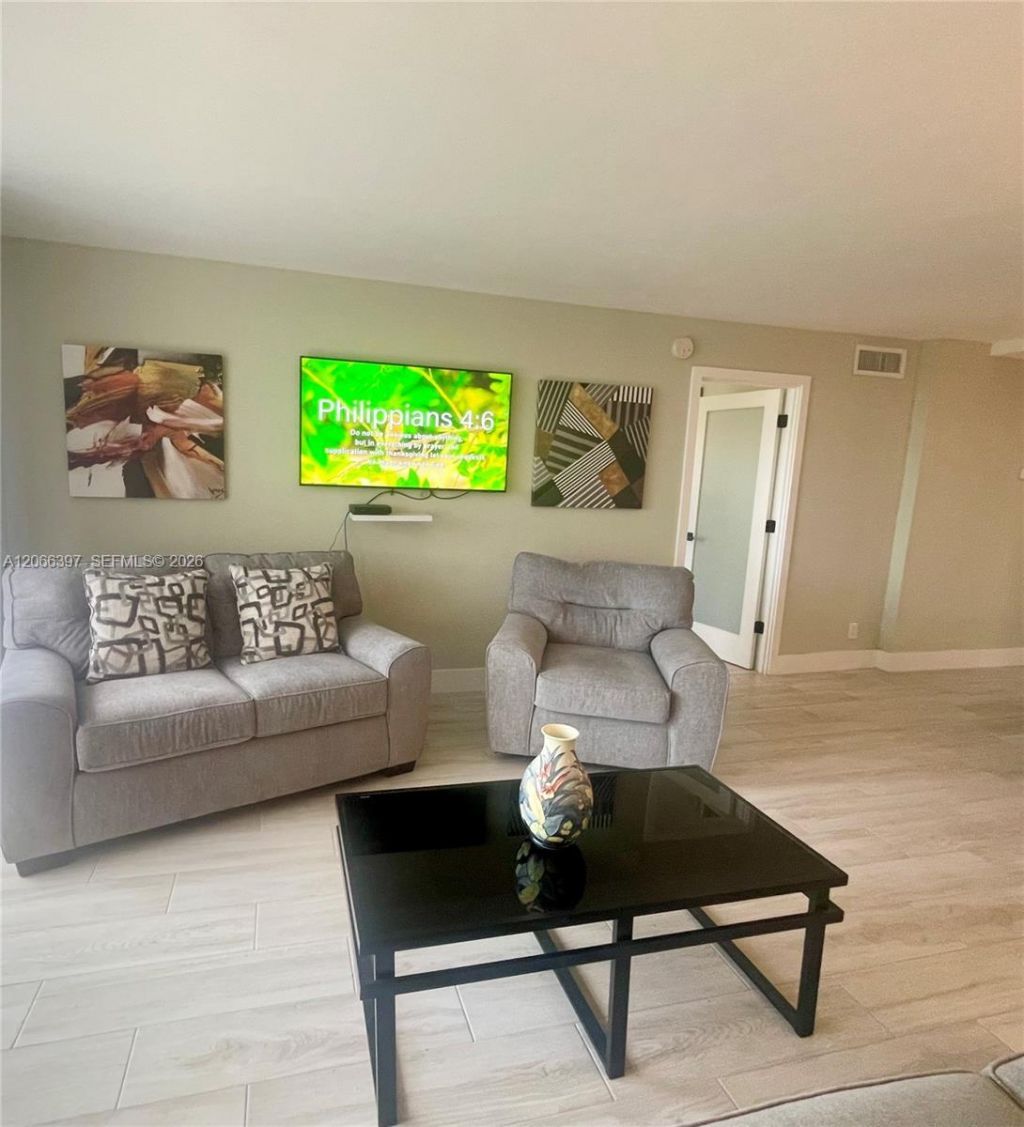 1800 N Andrews Ave , Unit 5D, Fort Lauderdale, FL 33311 Photo