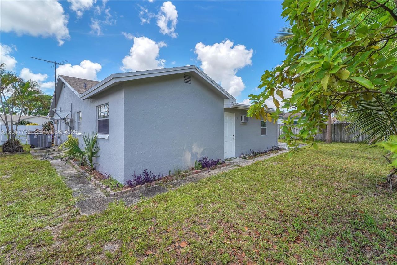 9242 SW 18th Rd , Boca Raton, FL 33428 Photo