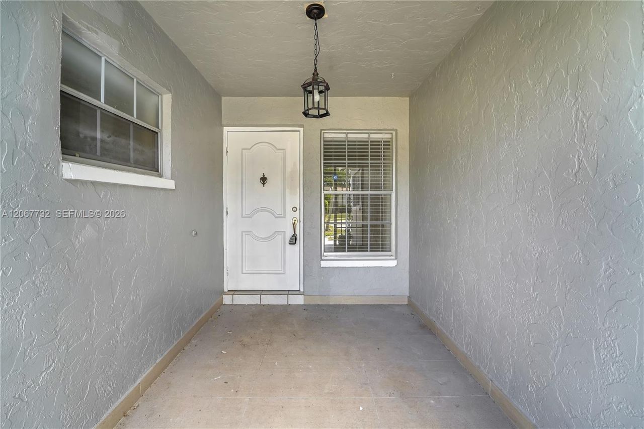 9242 SW 18th Rd , Boca Raton, FL 33428 Photo