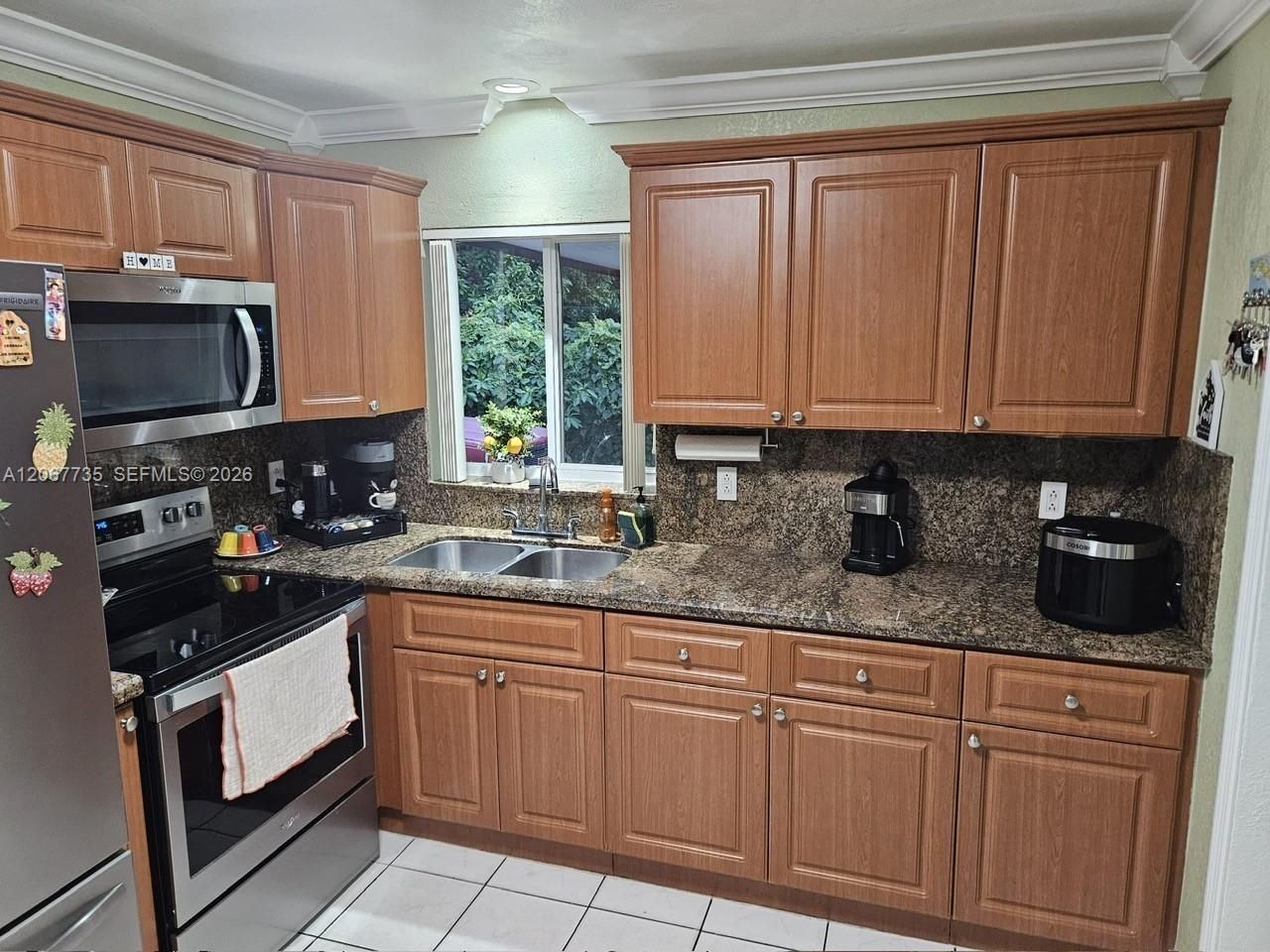 695 W 76th St, Hialeah, FL 33014 Photo