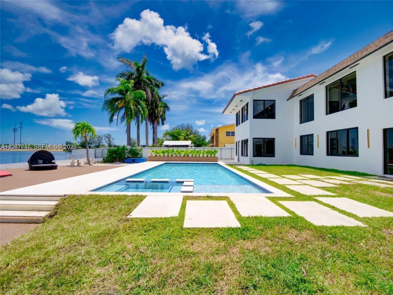 1861 NW 115th St , Miami, FL 33167 Photo
