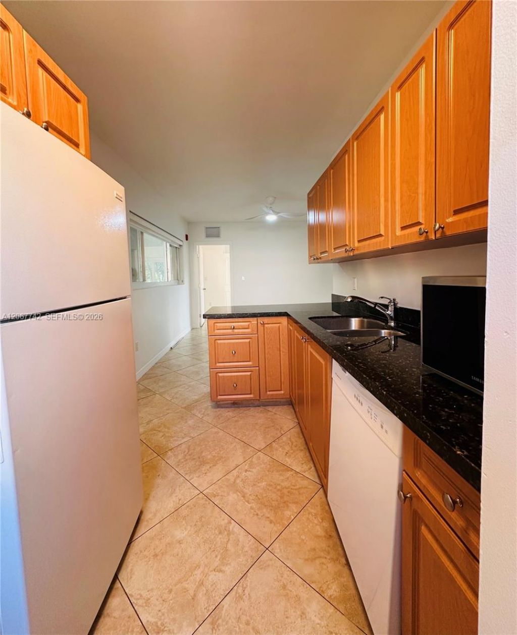 946 Bay Dr , Unit 12, Miami Beach, FL 33141 Photo