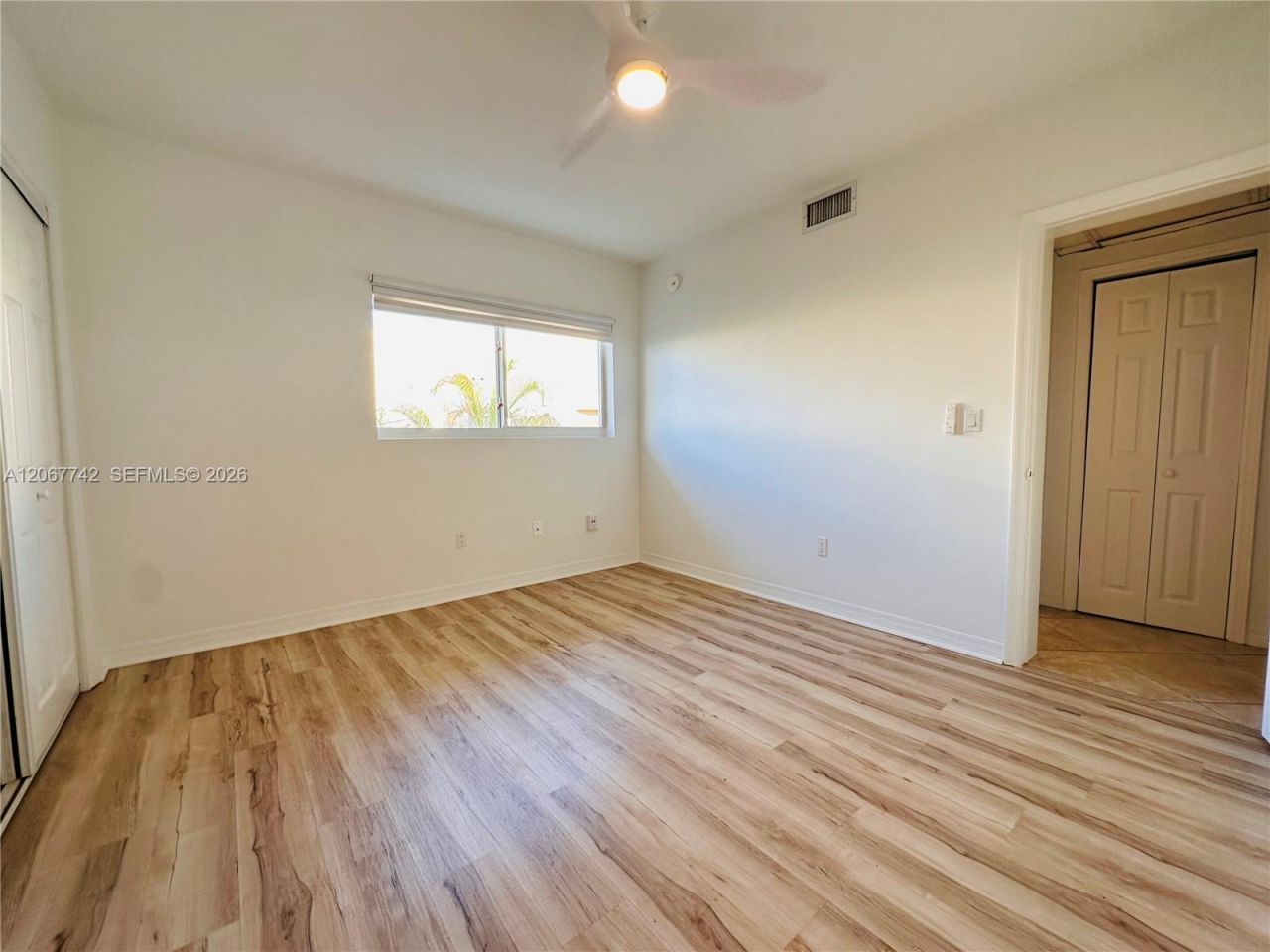 946 Bay Dr , Unit 12, Miami Beach, FL 33141 Photo