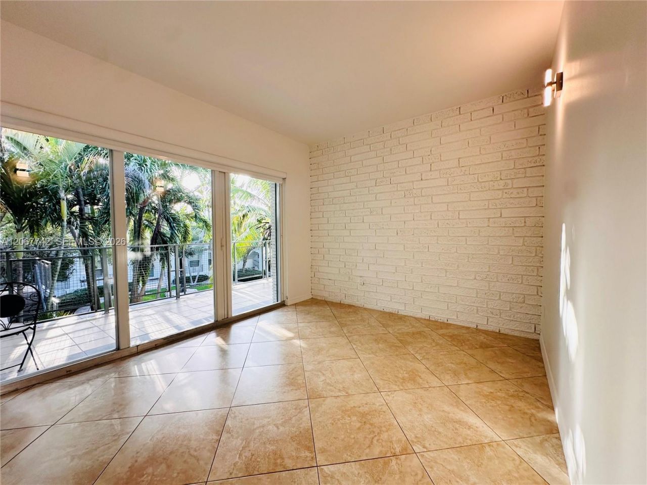 946 Bay Dr , Unit 12, Miami Beach, FL 33141 Photo