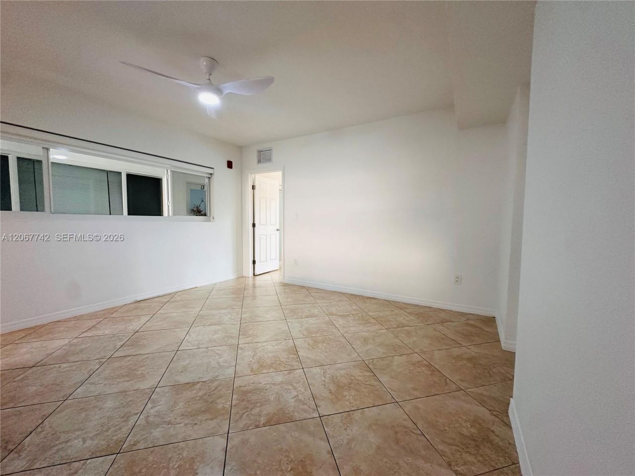 946 Bay Dr , Unit 12, Miami Beach, FL 33141 Photo