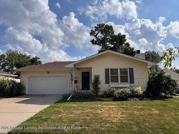 740 Snyder Road, East Lansing, MI 48823