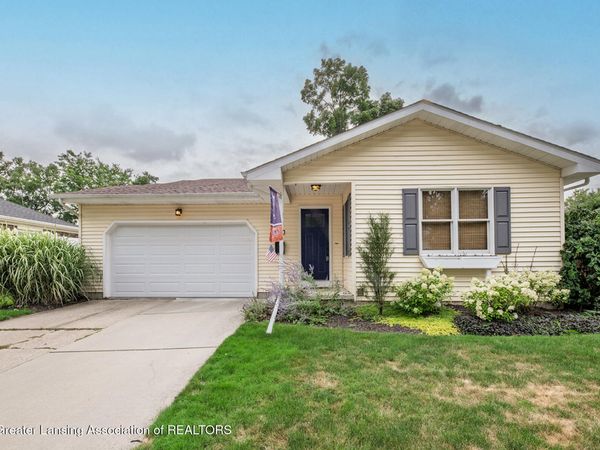740 Snyder Road, East Lansing, MI 48823