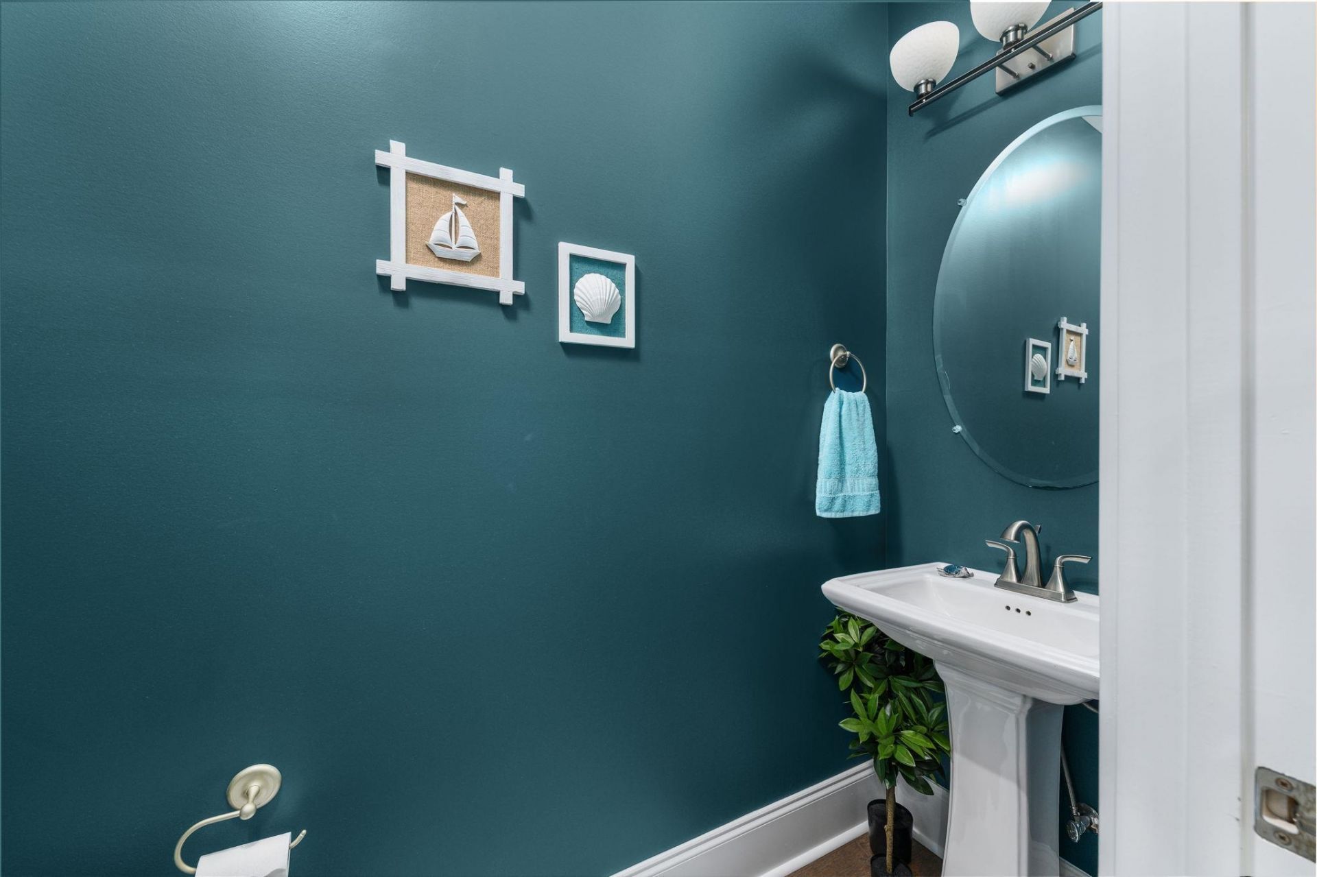1017 Planters Pl. Photo 13
