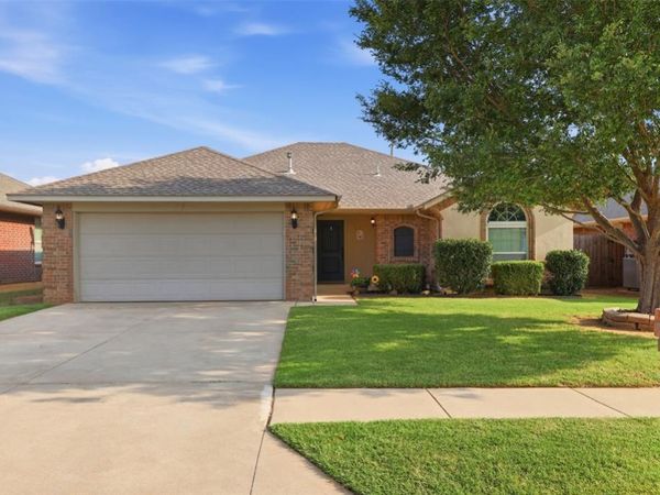 604 Apple Tree Lane, Moore, OK 73160