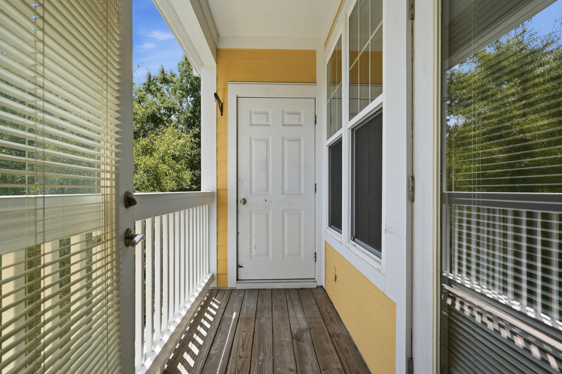 2133 Chatelain Way Photo 14