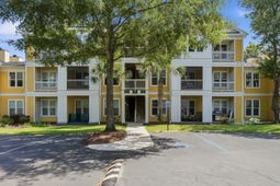2133 Chatelain Way photo 4