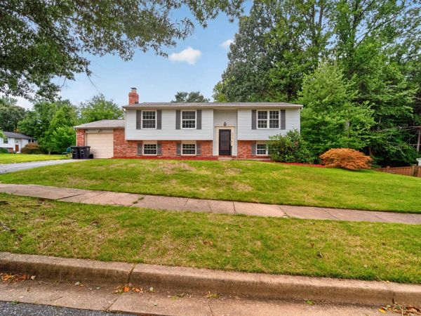 6810 KILLARNEY STREET , CLINTON, MD 20735