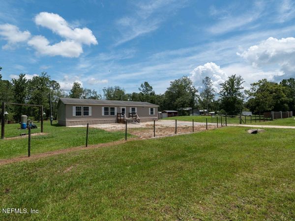 4916 CATTAIL Street, Middleburg, FL 32068