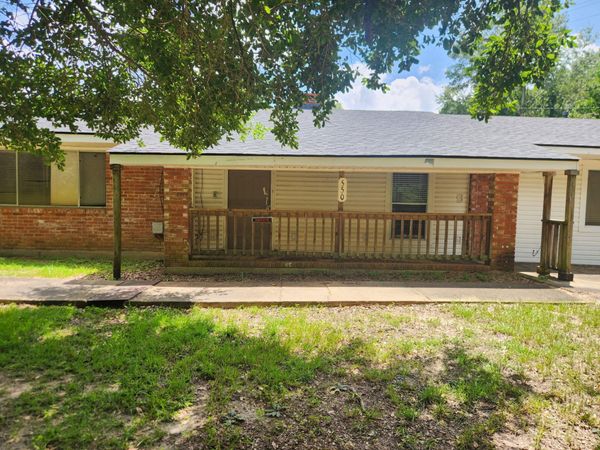 550 W Lula St, Leesville, LA 71446