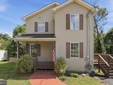 19 FAIRVIEW AVENUE, FRONT ROYAL, VA 22630