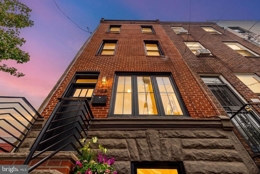 708 Fitzwater Street, Philadelphia, PA 19147 Main Photo