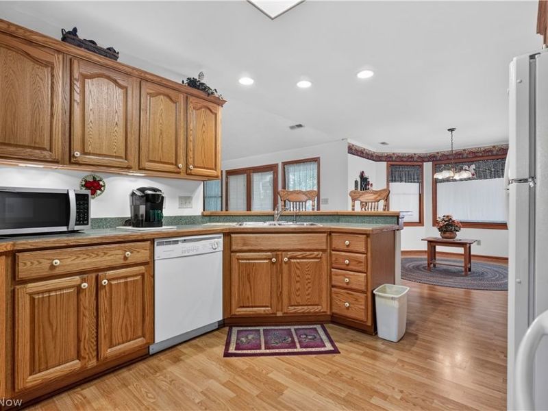 341 W Cedar Street, Jefferson, OH 44047 Photo 3