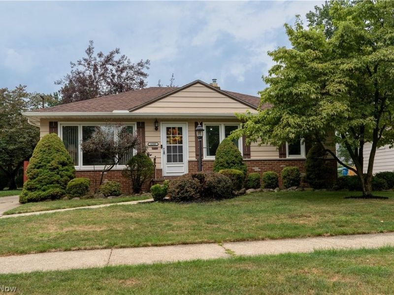 6300 Mandalay Drive, Parma Heights, OH 44130 Photo 40