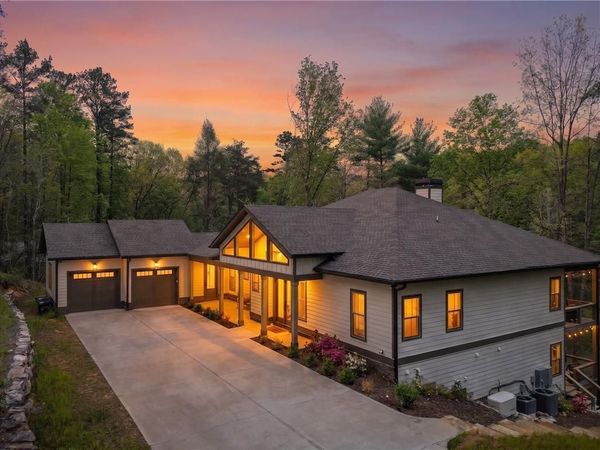 245 Bear Paw Trail, Blue Ridge, GA 30513