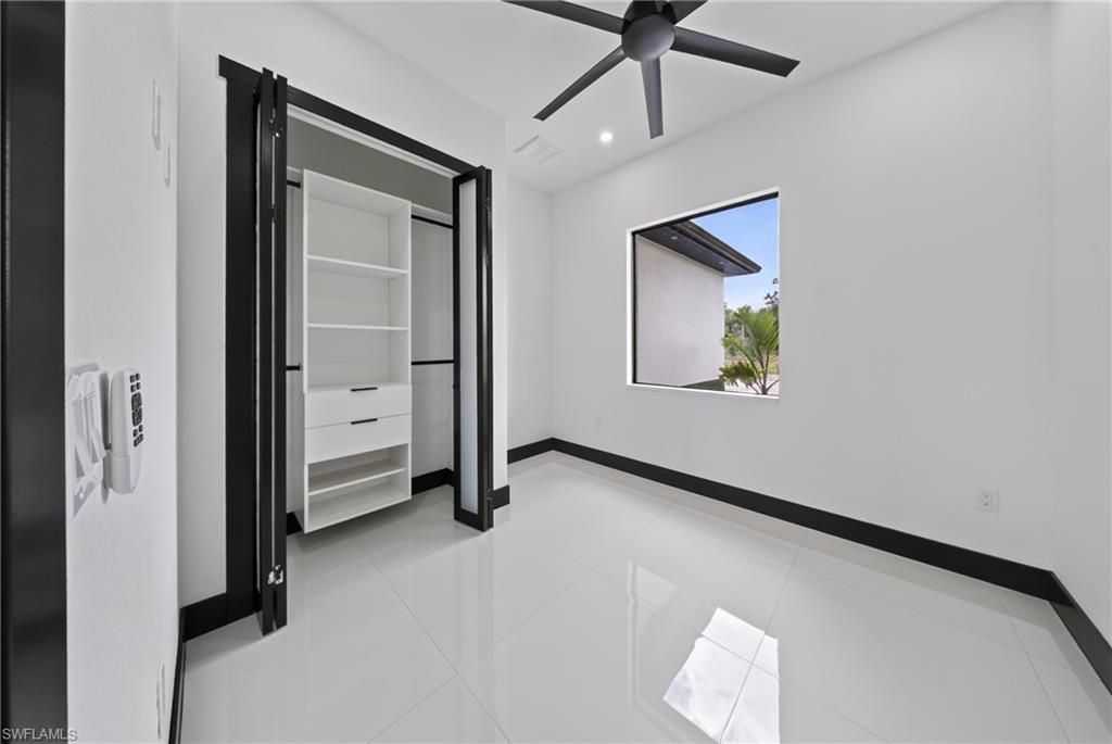 618 Wells Ave, Lehigh Acres, FL 33972 Photo