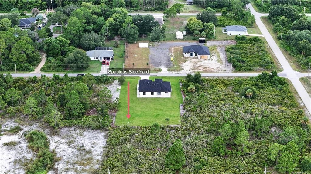 618 Wells Ave, Lehigh Acres, FL 33972 Photo