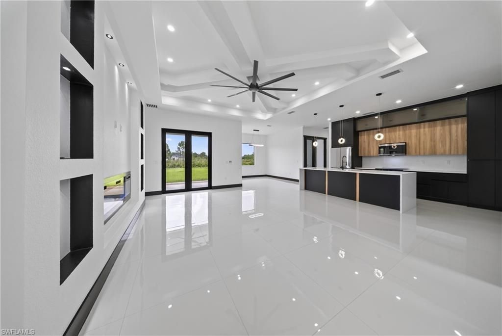 618 Wells Ave, Lehigh Acres, FL 33972 Photo