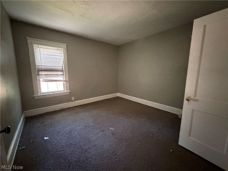 557 E 117th Street, Cleveland, OH 44108 Photo 8