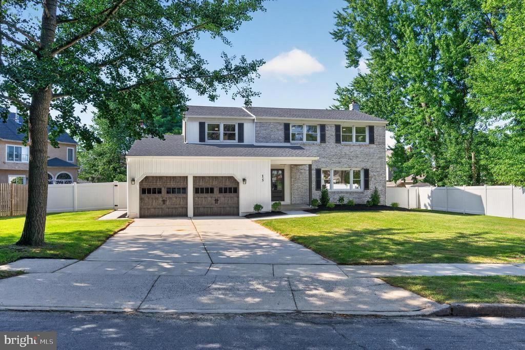 15 Chateau Drive, Cherry Hill, NJ 08003 Main Photo