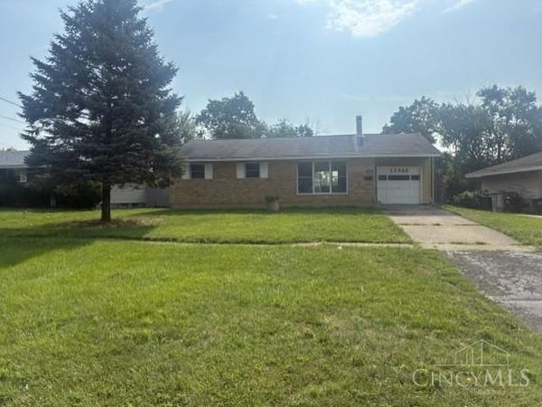 11466 Kenn Road, Forest Park, OH 45240