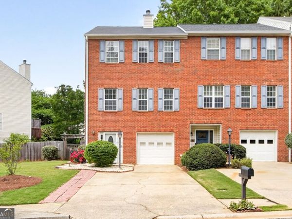 2484 Stonegate Drive NW, Acworth, GA 30101