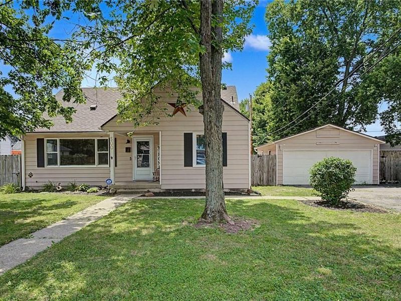 500 Savoy Avenue, West Carrollton, OH 45449 Photo 2