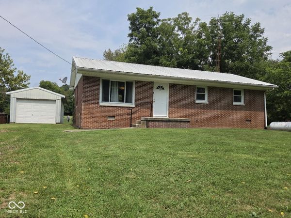 6280 E County Road 200 S, Butlerville, IN 47223