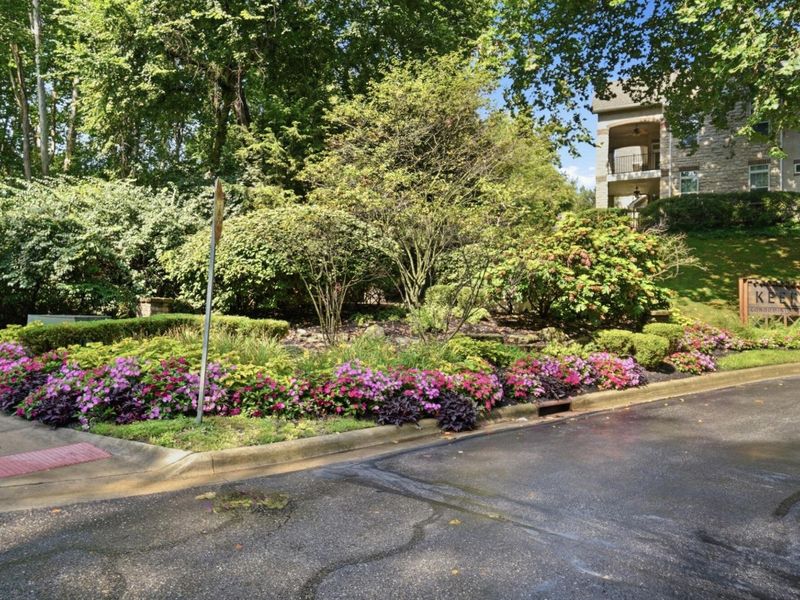 2403 Keep Place , Columbus, OH 43204 Photo 2