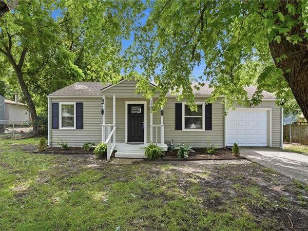 11505 E 75th Street, Kansas City, MO 64138